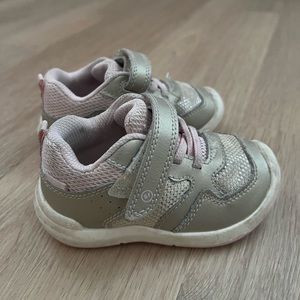 Stride Rite Winslow sneaker - toddler girl 5.5 wide